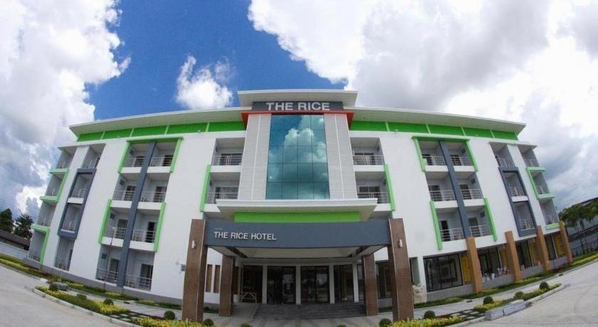 The Rice Hotel Roi Et Exterior foto